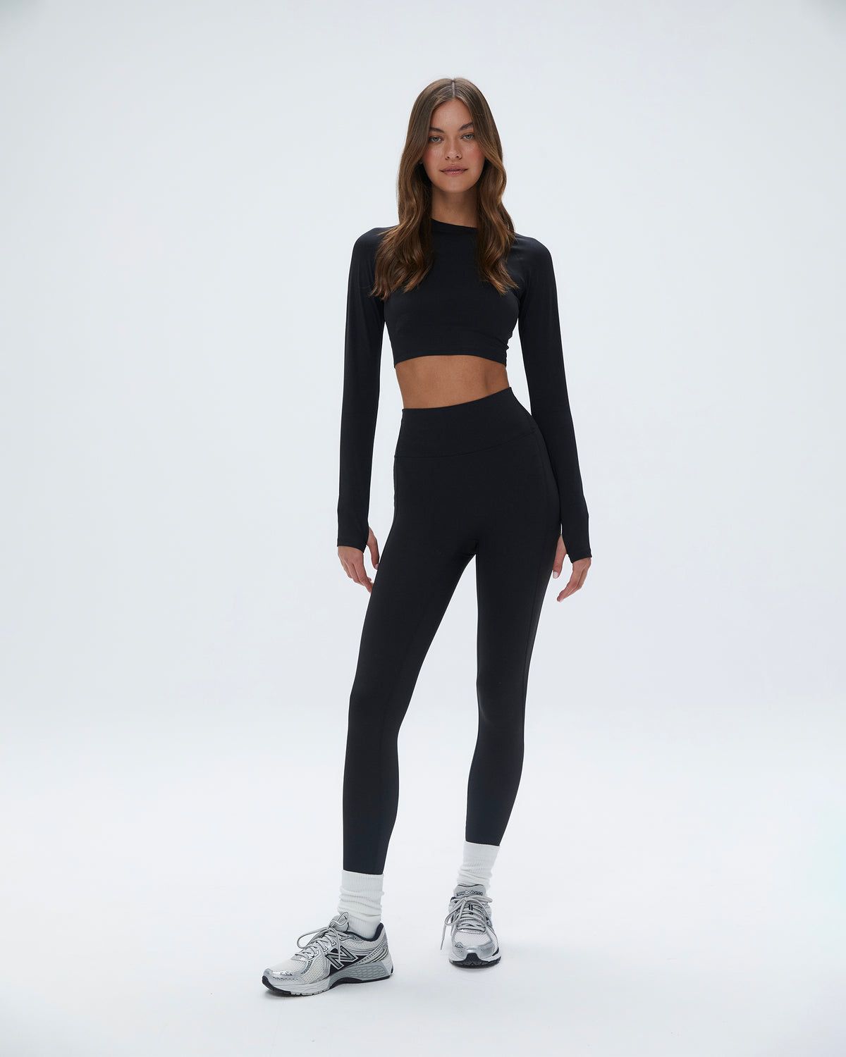 Adanola Long Sleeve Crop Top Schwarz | 25STXFMBN