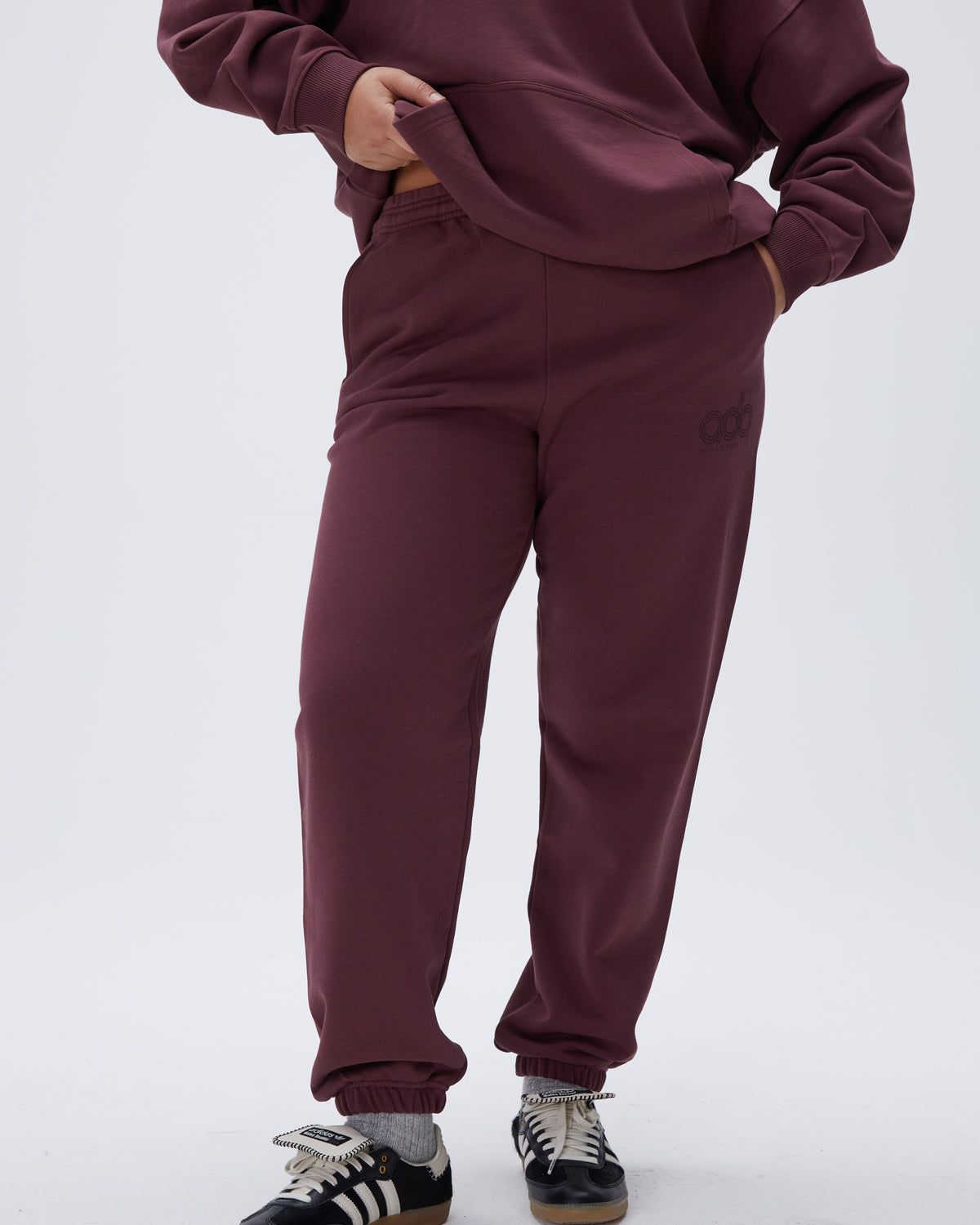 Adanola Performance Sweatpants Bordeaux | 35RIOEKSN