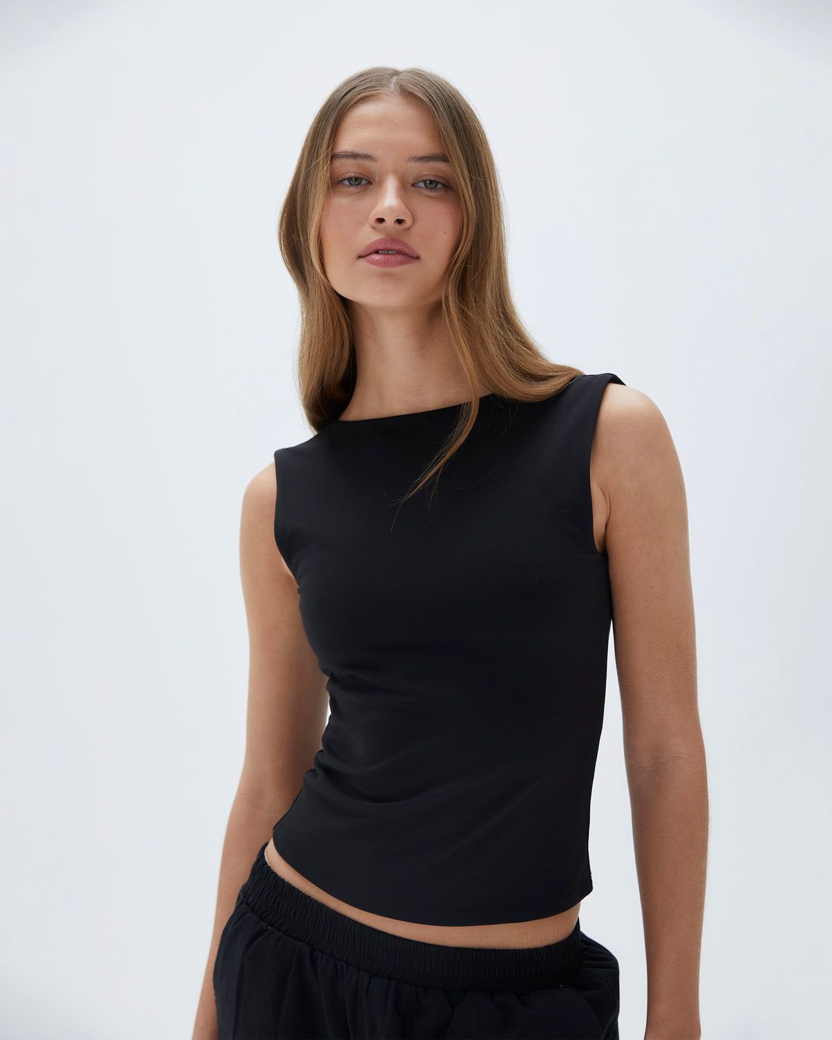 Adanola Square Neck Open Back Top Schwarz | 69MTIKWSJ