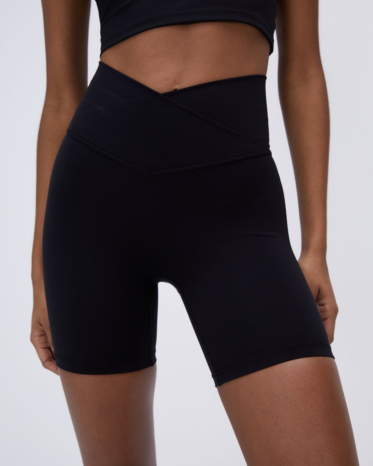 Adanola Ultimate Wrap Over Crop Shorts Schwarz | 64CLEYMHK